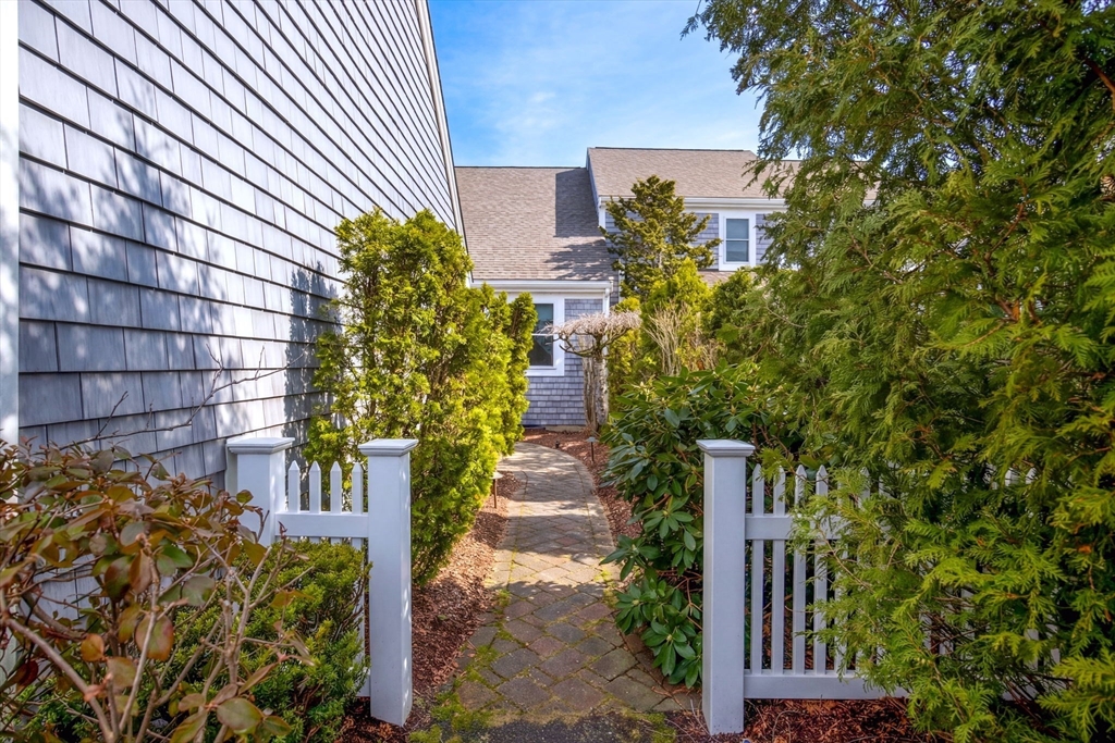 9 Old Langmore, Plymouth, Massachusetts, 2 Bedrooms Bedrooms, 6 Rooms Rooms,2 BathroomsBathrooms,Residential,For Sale,Old Langmore,73498019