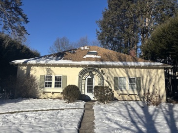 61 Harrison Ave, Northampton, Massachusetts, 2 Bedrooms Bedrooms, 5 Rooms Rooms,2.5 BathroomsBathrooms,Residential,For Sale,Harrison Ave,73461875
