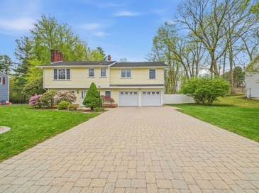 8 Stanley Drive, Framingham, Massachusetts, 4 Bedrooms Bedrooms, 9 Rooms Rooms,2.5 BathroomsBathrooms,Residential,For Sale,Stanley Drive,73498169