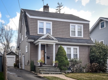 25 Duffett Road, Framingham, Massachusetts, 3 Bedrooms Bedrooms, 10 Rooms Rooms,2.5 BathroomsBathrooms,Residential,For Sale,Duffett Road,73498409 25 Duffett Road, Framingham, Massachusetts, 3 Bedrooms Bedrooms, 10 Rooms Rooms,2.5 BathroomsBathrooms,Residential,For Sale,Duffett Road,73498409
