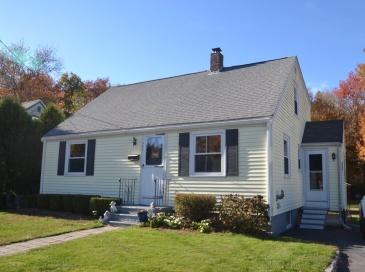 545 W Water St, Rockland, Massachusetts, 3 Bedrooms Bedrooms, 7 Rooms Rooms,2 BathroomsBathrooms,Residential,For Sale,W Water St,73503740
