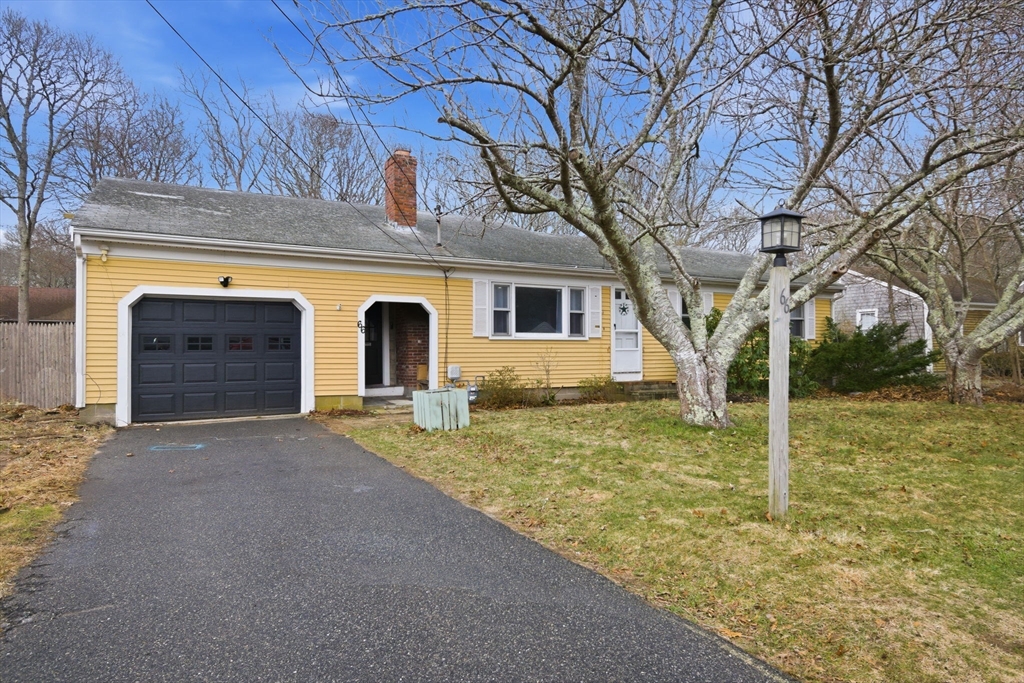 66 Arrowhead Dr, Barnstable, Massachusetts, 3 Bedrooms Bedrooms, 6 Rooms Rooms,1.5 BathroomsBathrooms,Residential,For Sale,Arrowhead Dr,73495040