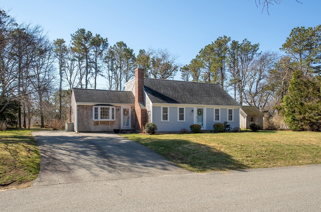 89 Trout Brook Rd, Barnstable, Massachusetts, 3 Bedrooms Bedrooms, 7 Rooms Rooms,2 BathroomsBathrooms,Residential,For Sale,Trout Brook Rd,73503356