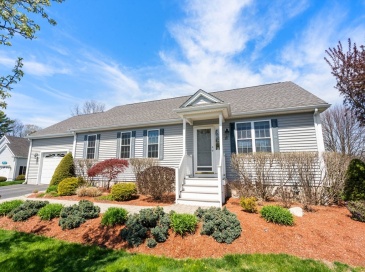 20 Harmony Crossing, East Bridgewater, Massachusetts, 2 Bedrooms Bedrooms, 4 Rooms Rooms,1.5 BathroomsBathrooms,Residential,For Sale,Harmony Crossing,73513806