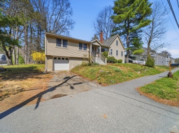 19 Peter Rd, North Reading, Massachusetts, 4 Bedrooms Bedrooms, 7 Rooms Rooms,2 BathroomsBathrooms,Residential,For Sale,Peter Rd,73505211