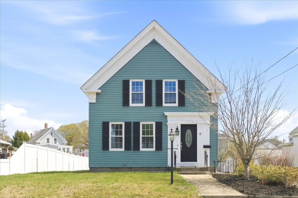 8 Green Street, Milford, Massachusetts, 3 Bedrooms Bedrooms, 6 Rooms Rooms,2 BathroomsBathrooms,Residential,For Sale,Green Street,73504801