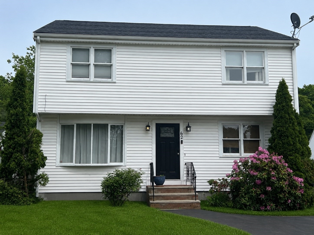 62 Brockton Avenue, Brockton, Massachusetts, 3 Bedrooms Bedrooms, 6 Rooms Rooms,1.5 BathroomsBathrooms,Residential,For Sale,Brockton Avenue,73526004