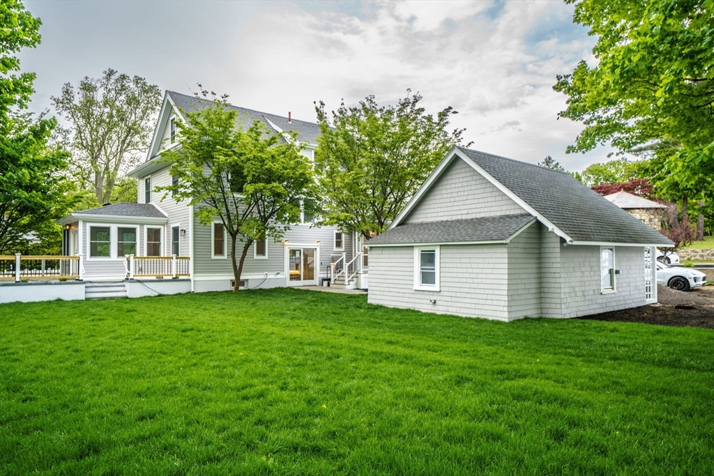 37 Oakland St, Wellesley, Massachusetts, 5 Bedrooms Bedrooms, 10 Rooms Rooms,4.5 BathroomsBathrooms,Residential,For Sale,Oakland St,73526041