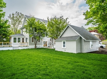 37 Oakland St, Wellesley, Massachusetts, 5 Bedrooms Bedrooms, 10 Rooms Rooms,4.5 BathroomsBathrooms,Residential,For Sale,Oakland St,73526041