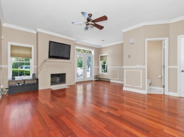 49 Bradford Commons Ln, Braintree, Massachusetts, 2 Bedrooms Bedrooms, 5 Rooms Rooms,2.5 BathroomsBathrooms,Residential,For Sale,Bradford Commons Ln,73526061