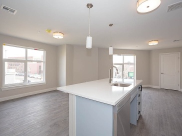 882 Massachusetts Ave, Arlington, Massachusetts, 1 Bedroom Bedrooms, 3 Rooms Rooms,1 BathroomBathrooms,Residential Lease,For Rent,Massachusetts Ave,73526143