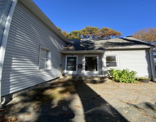 314 Webster St, Needham, Massachusetts, 1 Bedroom Bedrooms, 4 Rooms Rooms,1 BathroomBathrooms,Residential Lease,For Rent,Webster St,73520125