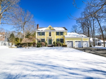 78 Emerald Dr, Dartmouth, Massachusetts, 4 Bedrooms Bedrooms, 9 Rooms Rooms,3.5 BathroomsBathrooms,Residential,For Sale,Emerald Dr,73478017 78 Emerald Dr, Dartmouth, Massachusetts, 4 Bedrooms Bedrooms, 9 Rooms Rooms,3.5 BathroomsBathrooms,Residential,For Sale,Emerald Dr,73478017