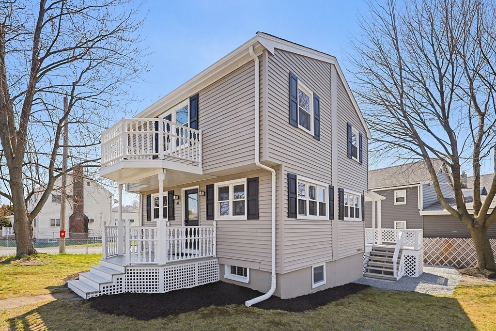81 Winthrop Pkwy, Revere, Massachusetts, 3 Bedrooms Bedrooms, 5 Rooms Rooms,1 BathroomBathrooms,Residential,For Sale,Winthrop Pkwy,73502530
