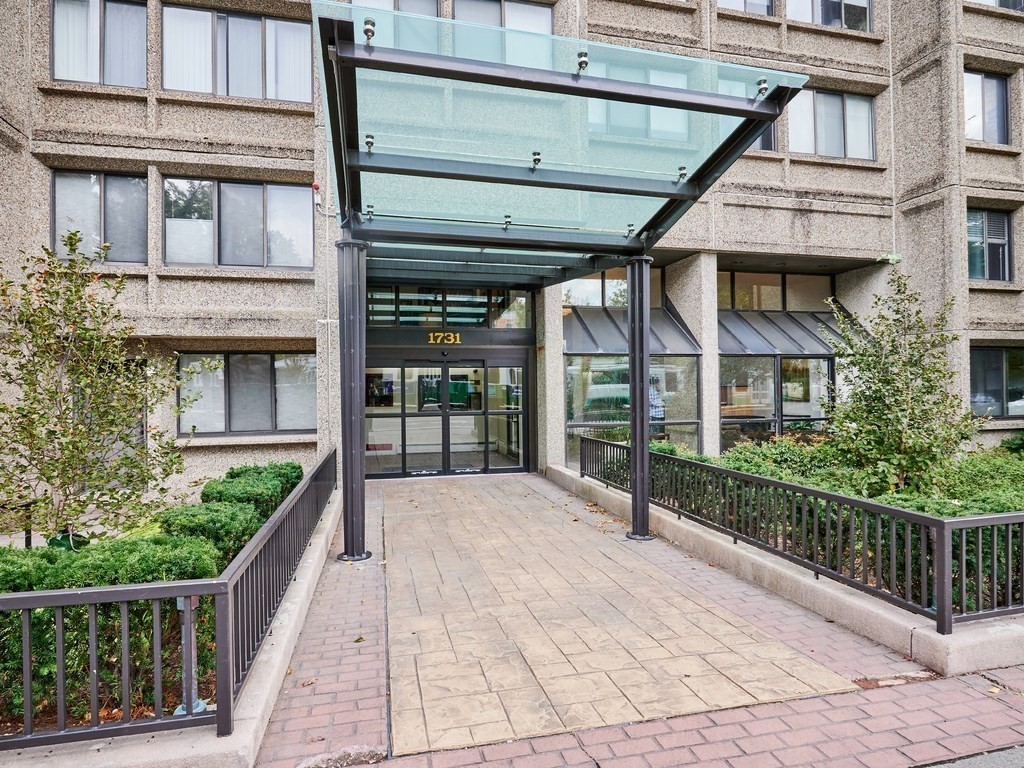 1731 Beacon Street, Brookline, Massachusetts, 1 Bedroom Bedrooms, 3 Rooms Rooms,1 BathroomBathrooms,Residential Lease,For Rent,Beacon Street,73509777