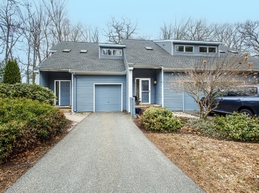 509 Fairway Village, Northampton, Massachusetts, 2 Bedrooms Bedrooms, 6 Rooms Rooms,2.5 BathroomsBathrooms,Residential,For Sale,Fairway Village,73501055