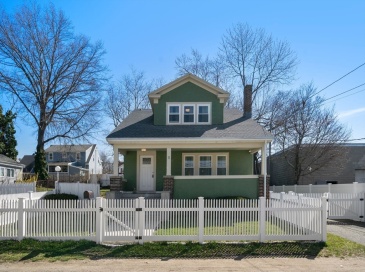 11 Birchbrow Avenue, Weymouth, Massachusetts, 4 Bedrooms Bedrooms, 8 Rooms Rooms,3 BathroomsBathrooms,Residential,For Sale,Birchbrow Avenue,73501825