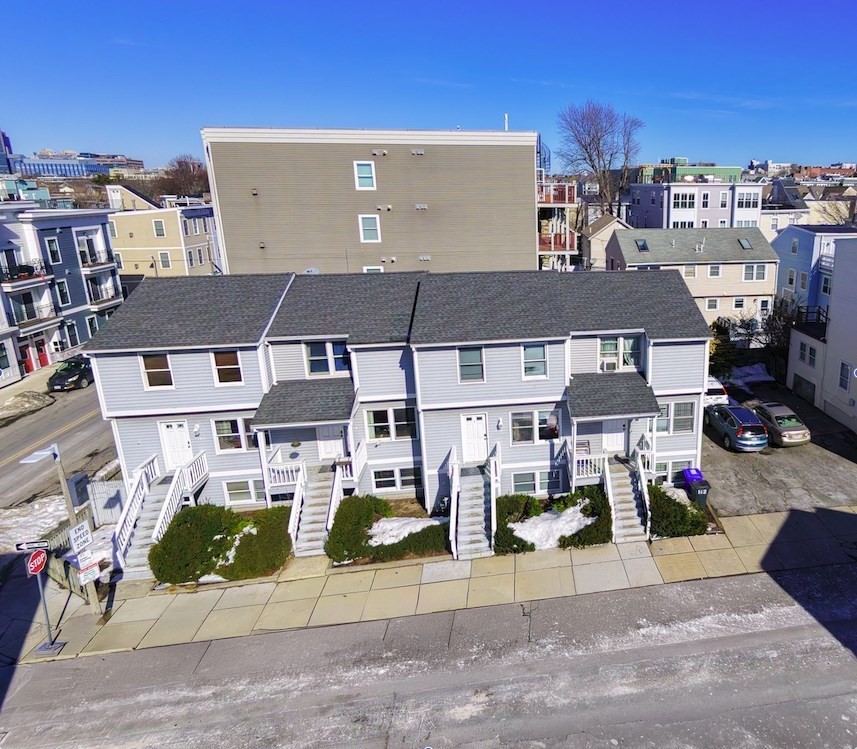 106-112 West 8th, Boston, Massachusetts, 12 Bedrooms Bedrooms, 20 Rooms Rooms,4 BathroomsBathrooms,Residential Income,For Sale,West 8th,73526232