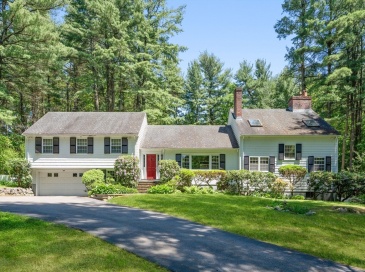 242 Winter St, Weston, Massachusetts, 3 Bedrooms Bedrooms, 7 Rooms Rooms,3 BathroomsBathrooms,Residential,For Sale,Winter St,73526239