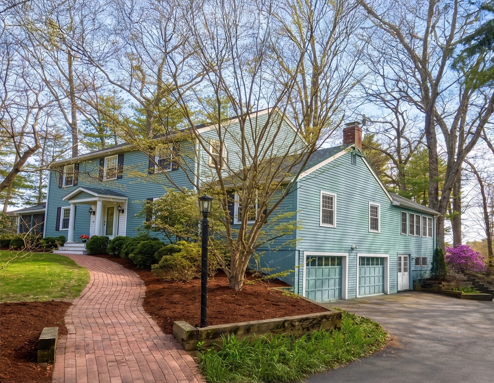 6 Sandy Dr, Acton, Massachusetts, 4 Bedrooms Bedrooms, 9 Rooms Rooms,3.5 BathroomsBathrooms,Residential,For Sale,Sandy Dr,73526177