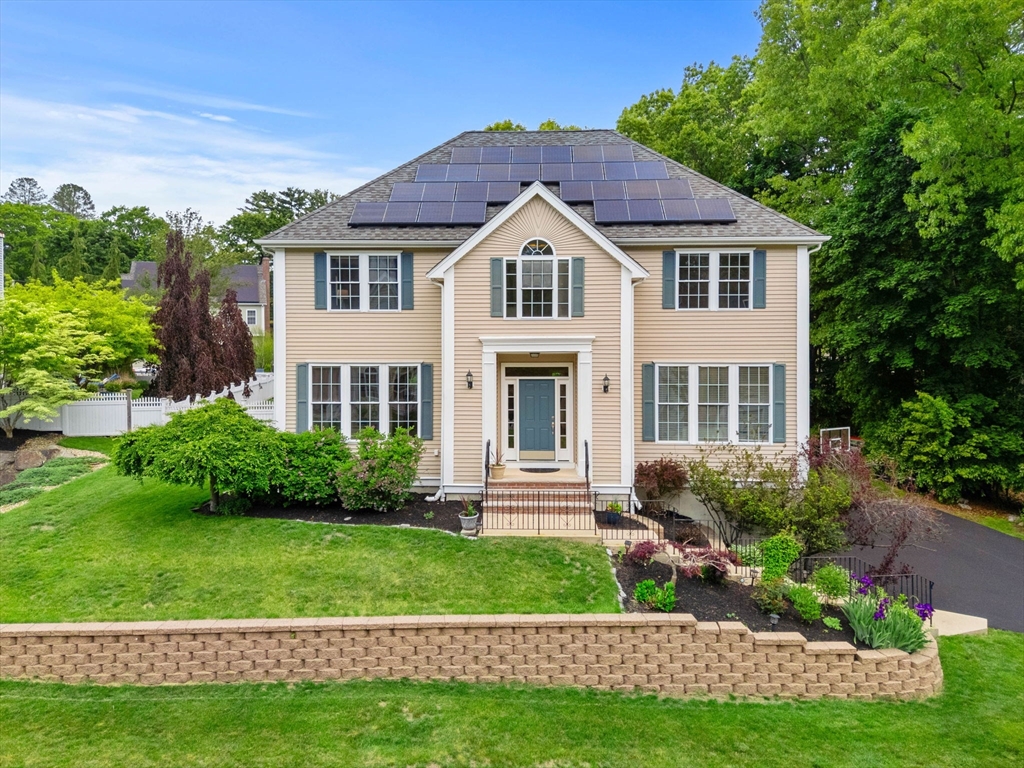 32 Daniel Lucy Way, Newburyport, Massachusetts, 4 Bedrooms Bedrooms, 8 Rooms Rooms,2.5 BathroomsBathrooms,Residential,For Sale,Daniel Lucy Way,73526189