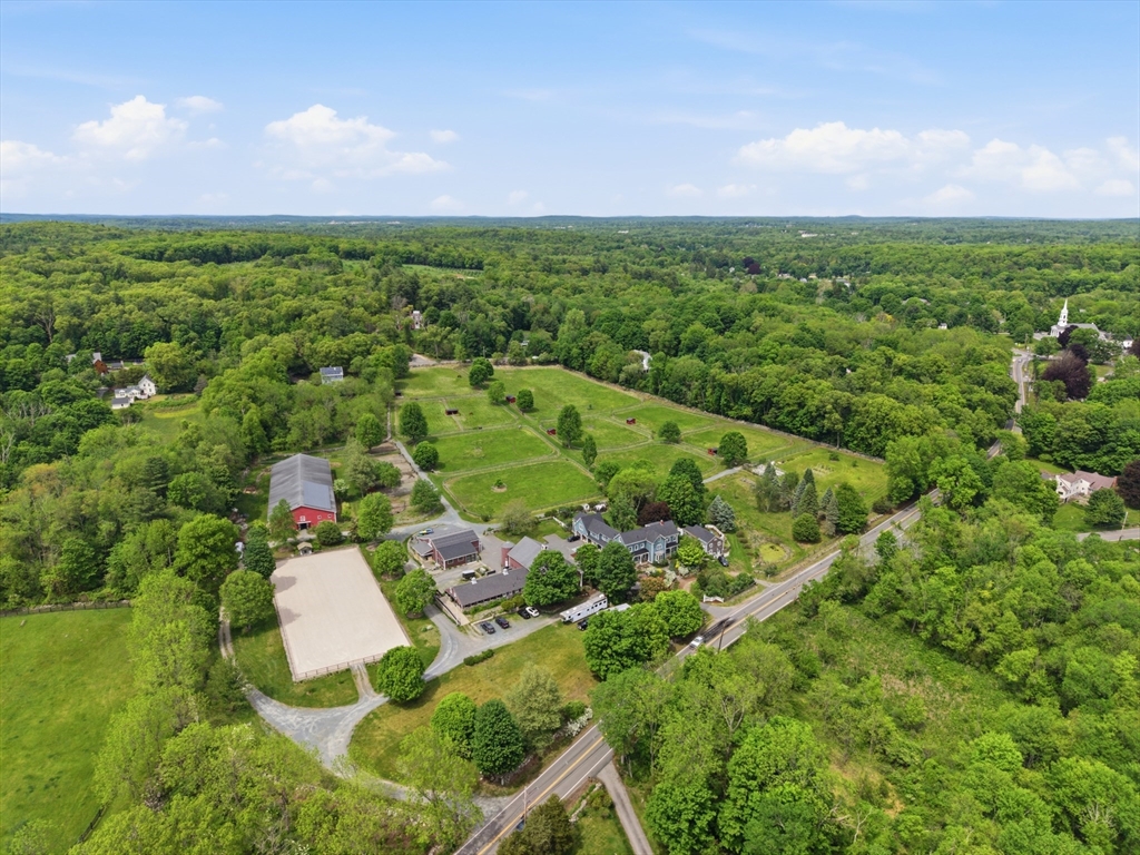 42 Washington St, Sherborn, Massachusetts, 4 Bedrooms Bedrooms, 11 Rooms Rooms,4.5 BathroomsBathrooms,Residential,For Sale,Washington St,73526293