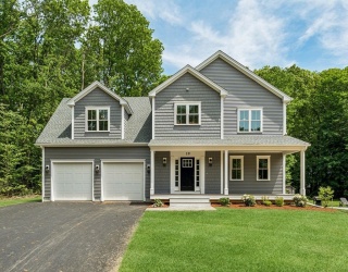 19 Birch Ave, Holden, Massachusetts, 4 Bedrooms Bedrooms, 8 Rooms Rooms,2.5 BathroomsBathrooms,Residential,For Sale,Birch Ave,73526393