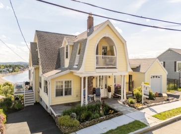 46 Mears, Quincy, Massachusetts, 4 Bedrooms Bedrooms, 10 Rooms Rooms,2.5 BathroomsBathrooms,Residential,For Sale,Mears,73526168