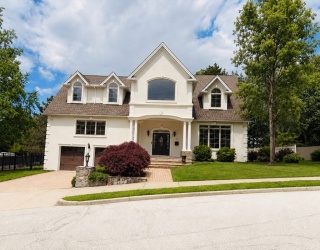 29 Clifton Road, Newton, Massachusetts, 4 Bedrooms Bedrooms, 8 Rooms Rooms,4.5 BathroomsBathrooms,Residential Lease,For Rent,Clifton Road,73526478