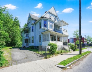 658 Union St, Springfield, Massachusetts, 6 Bedrooms Bedrooms, 15 Rooms Rooms,3 BathroomsBathrooms,Residential Income,For Sale,Union St,73522088