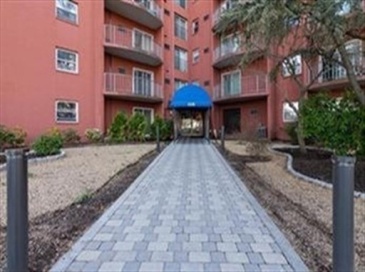115 W. Squantum St, Quincy, Massachusetts, 1 Bedroom Bedrooms, 3 Rooms Rooms,1 BathroomBathrooms,Residential Lease,For Rent,W. Squantum St,73526604