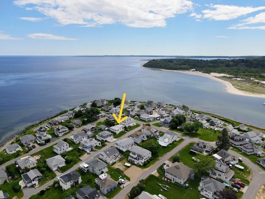 17 Kings Way, Ipswich, Massachusetts, 3 Bedrooms Bedrooms, 5 Rooms Rooms,1 BathroomBathrooms,Residential,For Sale,Kings Way,73526350