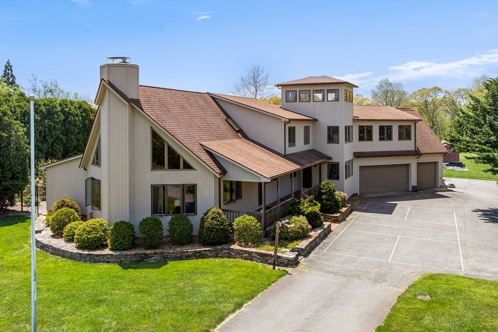 847 Division Road, Westport, Massachusetts, 4 Bedrooms Bedrooms, 9 Rooms Rooms,3 BathroomsBathrooms,Residential,For Sale,Division Road,73526656