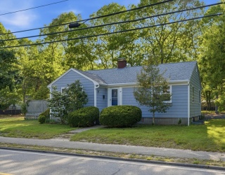 177 Seacoast Shores, Falmouth, Massachusetts, 3 Bedrooms Bedrooms, 5 Rooms Rooms,1.5 BathroomsBathrooms,Residential,For Sale,Seacoast Shores,73526654
