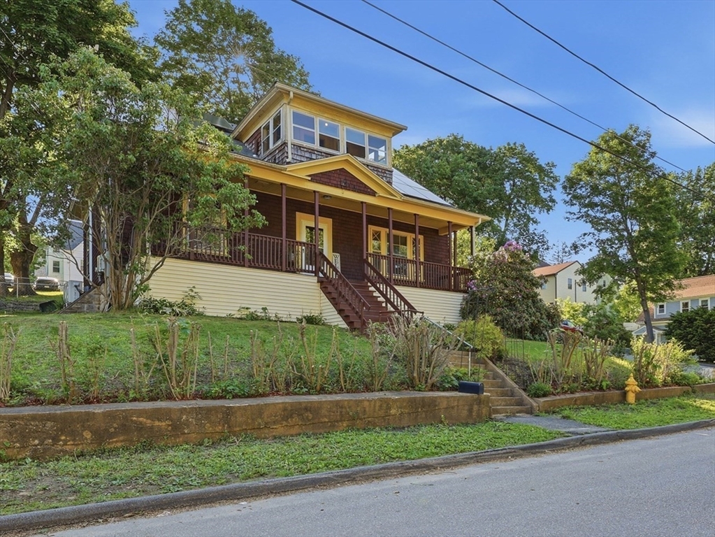 76 Grant St, Gardner, Massachusetts, 4 Bedrooms Bedrooms, 8 Rooms Rooms,2 BathroomsBathrooms,Residential,For Sale,Grant St,73526699