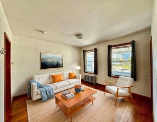 18 Bigelow St, Quincy, Massachusetts, 2 Bedrooms Bedrooms, 5 Rooms Rooms,1 BathroomBathrooms,Residential Lease,For Rent,Bigelow St,73526444