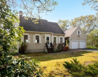 209 Herring Pond Rd, Plymouth, Massachusetts, 2 Bedrooms Bedrooms, 6 Rooms Rooms,2.5 BathroomsBathrooms,Residential,For Sale,Herring Pond Rd,73526261