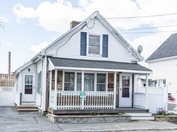 516 Lakeview Ave, Lowell, Massachusetts, 2 Bedrooms Bedrooms, 4 Rooms Rooms,1 BathroomBathrooms,Residential,For Sale,Lakeview Ave,73526520