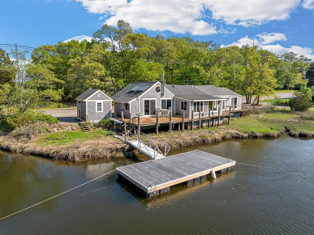 274 Gannett Rd, Scituate, Massachusetts, 1 Bedroom Bedrooms, 5 Rooms Rooms,2 BathroomsBathrooms,Residential,For Sale,Gannett Rd,73526291