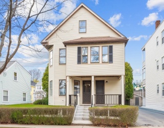 15-17 Hull St, Belmont, Massachusetts, 5 Bedrooms Bedrooms, 13 Rooms Rooms,2 BathroomsBathrooms,Residential Income,For Sale,Hull St,73506108