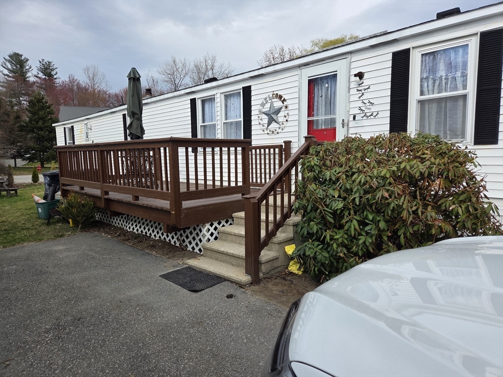 25 Groton School Road, Ayer, Massachusetts, 2 Bedrooms Bedrooms, 4 Rooms Rooms,1 BathroomBathrooms,Residential,For Sale,Groton School Road,73491599