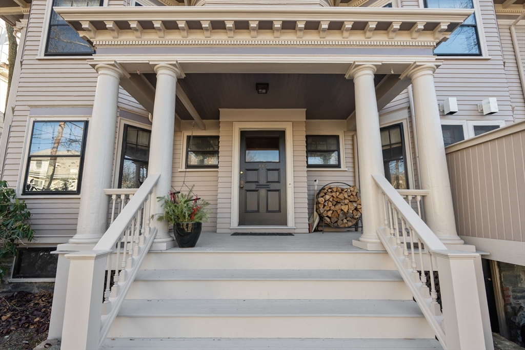 192 Upland Rd, Cambridge, Massachusetts, 6 Bedrooms Bedrooms, 10 Rooms Rooms,3 BathroomsBathrooms,Residential,For Sale,Upland Rd,73502578