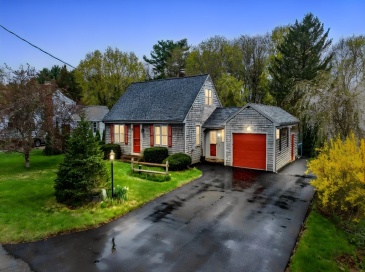 4 Hiltz Ave, Lakeville, Massachusetts, 3 Bedrooms Bedrooms, 8 Rooms Rooms,2 BathroomsBathrooms,Residential,For Sale,Hiltz Ave,73505022 4 Hiltz Ave, Lakeville, Massachusetts, 3 Bedrooms Bedrooms, 8 Rooms Rooms,2 BathroomsBathrooms,Residential,For Sale,Hiltz Ave,73505022