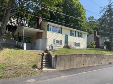 102 Liberty Street, Marlborough, Massachusetts, 3 Bedrooms Bedrooms, 5 Rooms Rooms,1 BathroomBathrooms,Residential,For Sale,Liberty Street,73454954