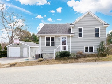 18 Russell St, Westport, Massachusetts, 2 Bedrooms Bedrooms, 5 Rooms Rooms,1 BathroomBathrooms,Residential,For Sale,Russell St,73493647 18 Russell St, Westport, Massachusetts, 2 Bedrooms Bedrooms, 5 Rooms Rooms,1 BathroomBathrooms,Residential,For Sale,Russell St,73493647