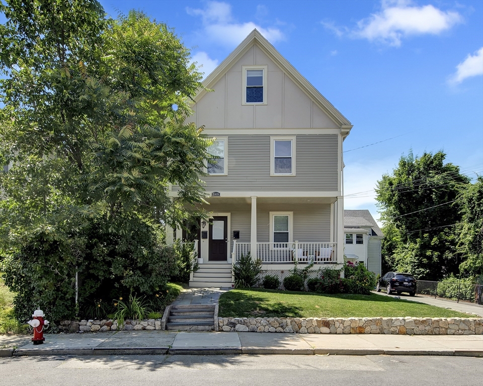 349 Linwood Ave, Newton, Massachusetts, 2 Bedrooms Bedrooms, 5 Rooms Rooms,2 BathroomsBathrooms,Residential,For Sale,Linwood Ave,73498341