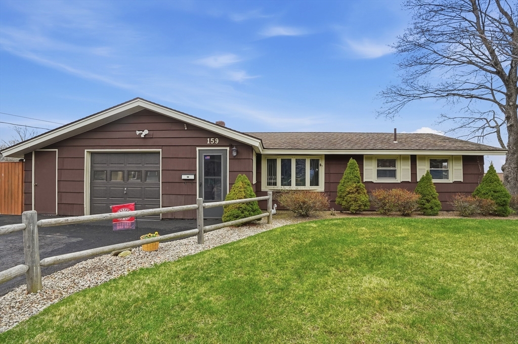 159 Kathleen Road, Brockton, Massachusetts, 3 Bedrooms Bedrooms, 6 Rooms Rooms,1 BathroomBathrooms,Residential,For Sale,Kathleen Road,73505302