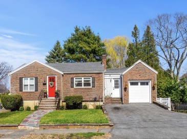 22 Shelton Rd, Swampscott, Massachusetts, 4 Bedrooms Bedrooms, 7 Rooms Rooms,2 BathroomsBathrooms,Residential,For Sale,Shelton Rd,73501781 22 Shelton Rd, Swampscott, Massachusetts, 4 Bedrooms Bedrooms, 7 Rooms Rooms,2 BathroomsBathrooms,Residential,For Sale,Shelton Rd,73501781