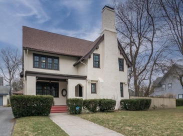 43 Oxford St, Springfield, Massachusetts, 6 Bedrooms Bedrooms, 10 Rooms Rooms,3.5 BathroomsBathrooms,Residential,For Sale,Oxford St,73491426
