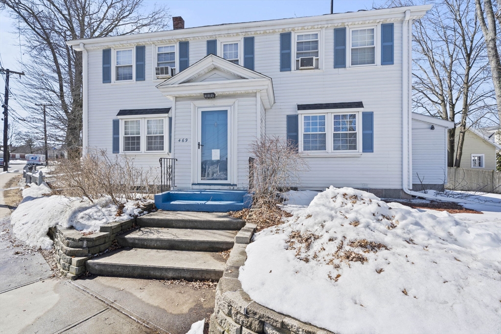 469-471 Washington Street, Braintree, Massachusetts, 4 Bedrooms Bedrooms, 11 Rooms Rooms,2.5 BathroomsBathrooms,Residential Income,For Sale,Washington Street,73484655